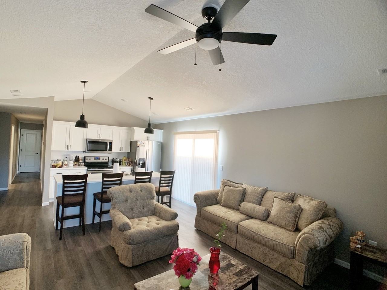 1603 Hill Valley Dr - Photo 2 of 10