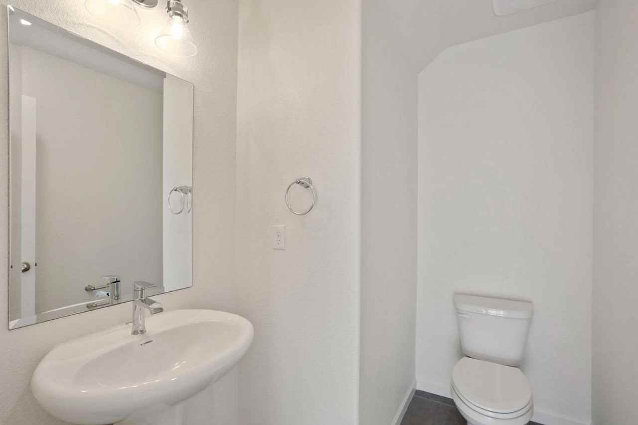 3120 Kuppens Way - Photo 7 of 20