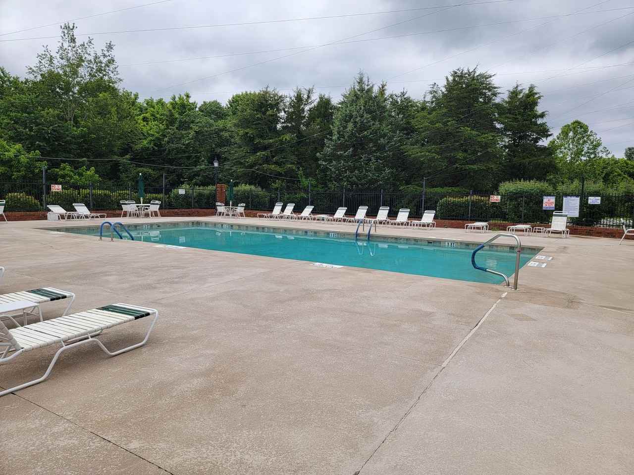 1034 Christmas Pl - Photo 2 of 24