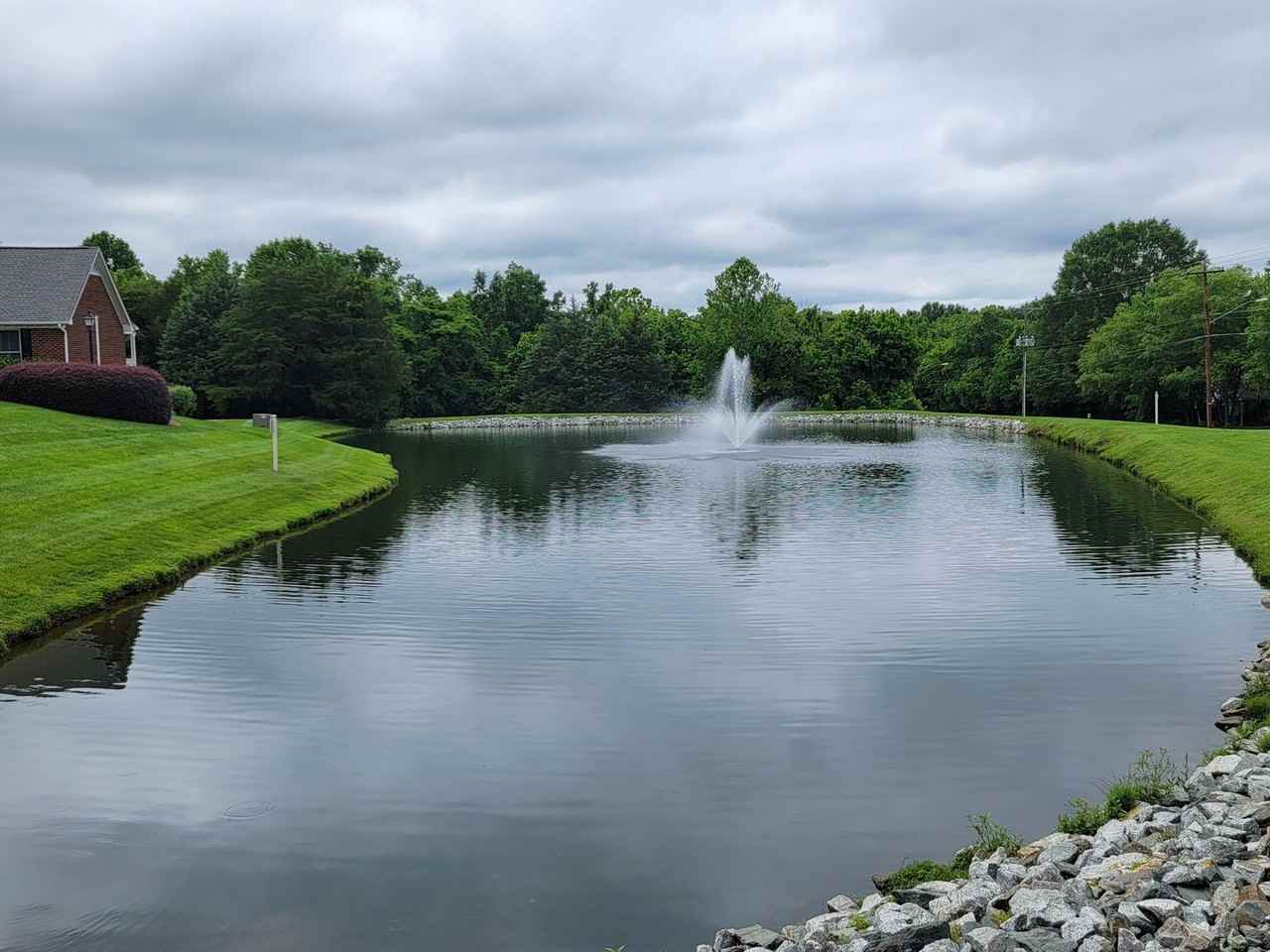 1034 Christmas Pl - Photo 4 of 24