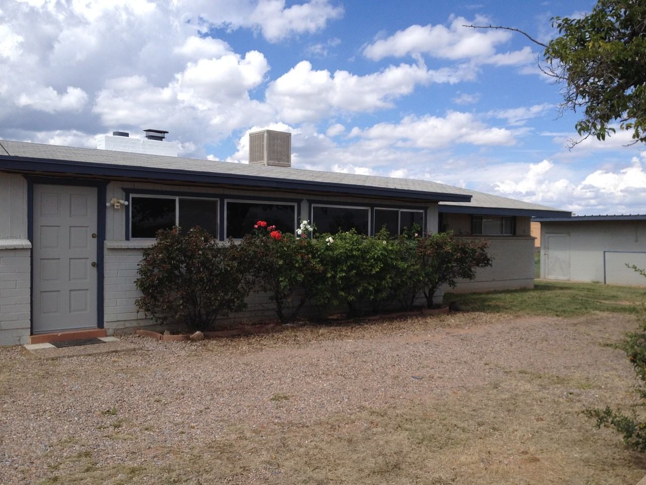 4105 E Bevers St - Photo 2 of 26