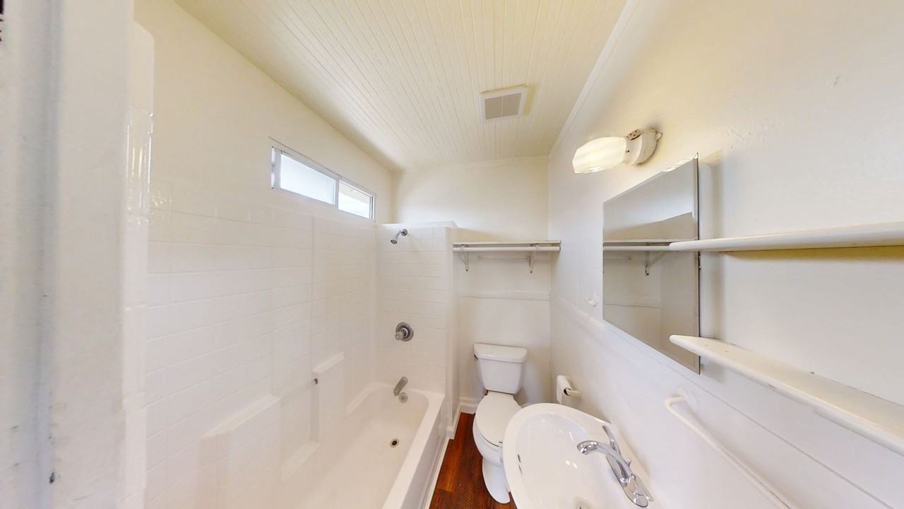 35070 Acacia Ave - Photo 7 of 12