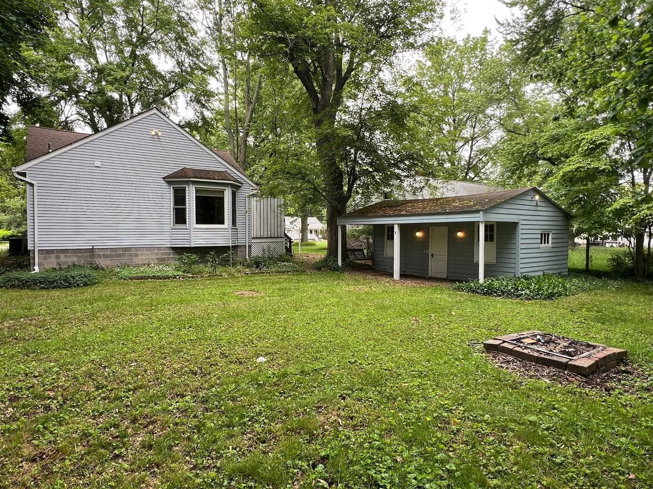6170 Mentor Park Blvd - Photo 5 of 41