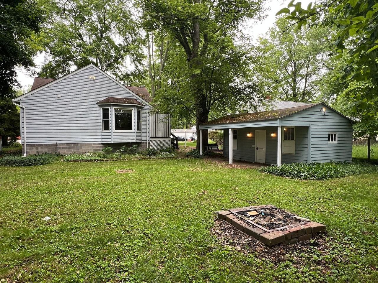 6170 Mentor Park Blvd - Photo 6 of 41