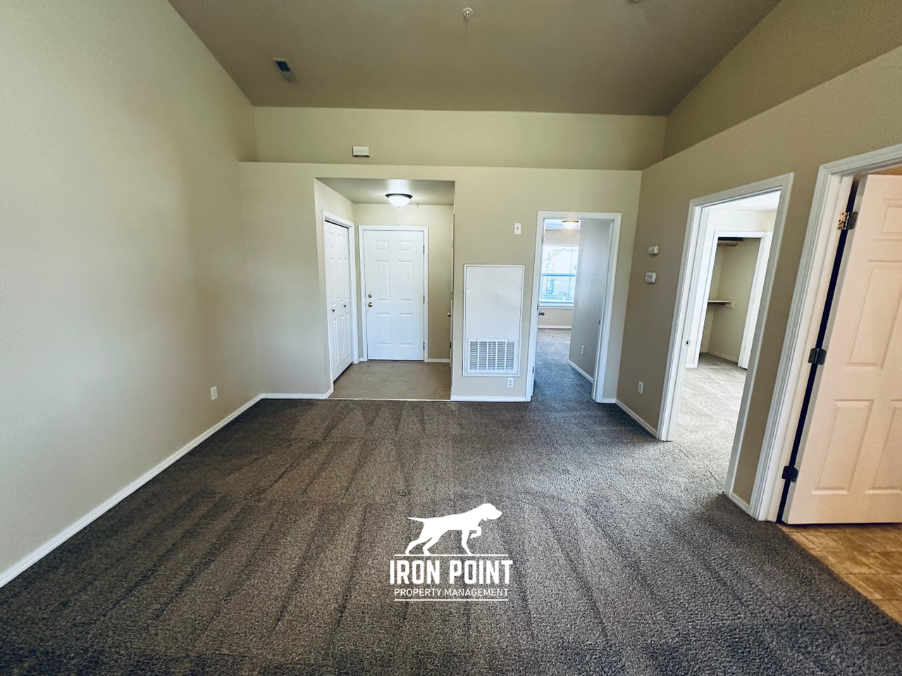2107 E Whispering Willow Ln - Photo 4 of 21