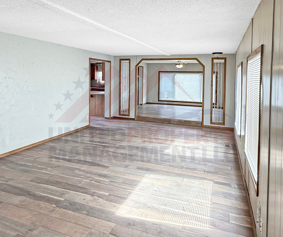 7508 N Dal Paso St - Photo 2 of 9