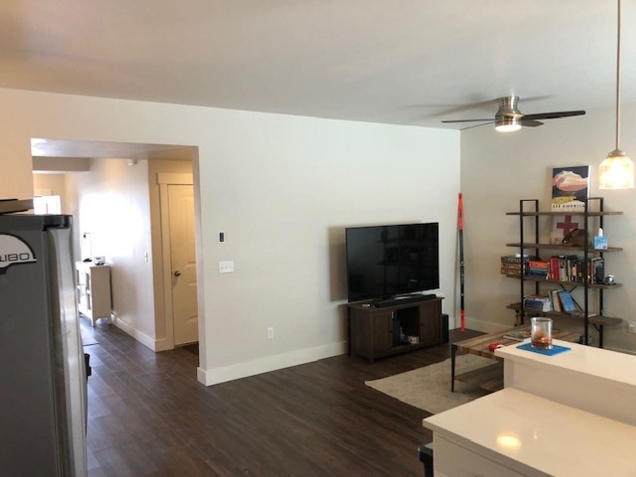 207 W Manhattan Ave #B - Photo 3 of 16