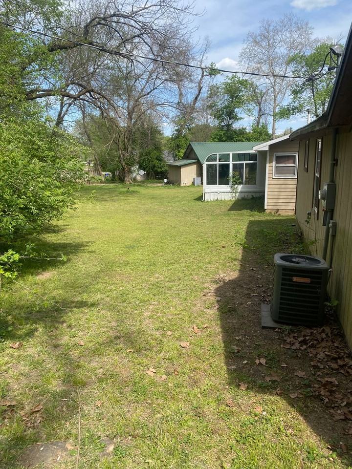 206 Swedeborg Rd - Photo 5 of 17