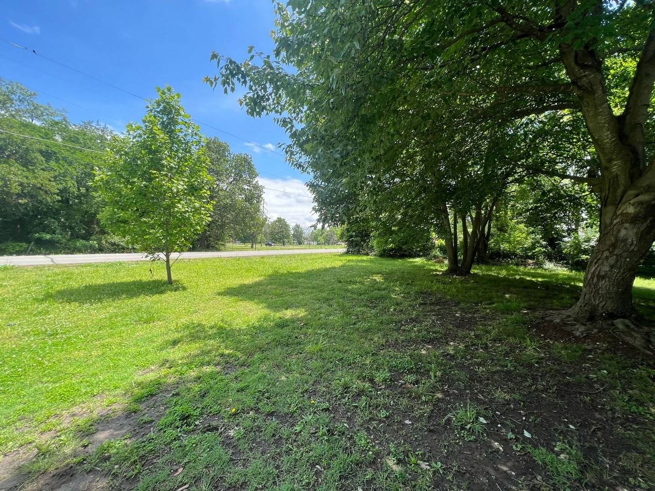 2510 Iron Gates Rd - Photo 3 of 15