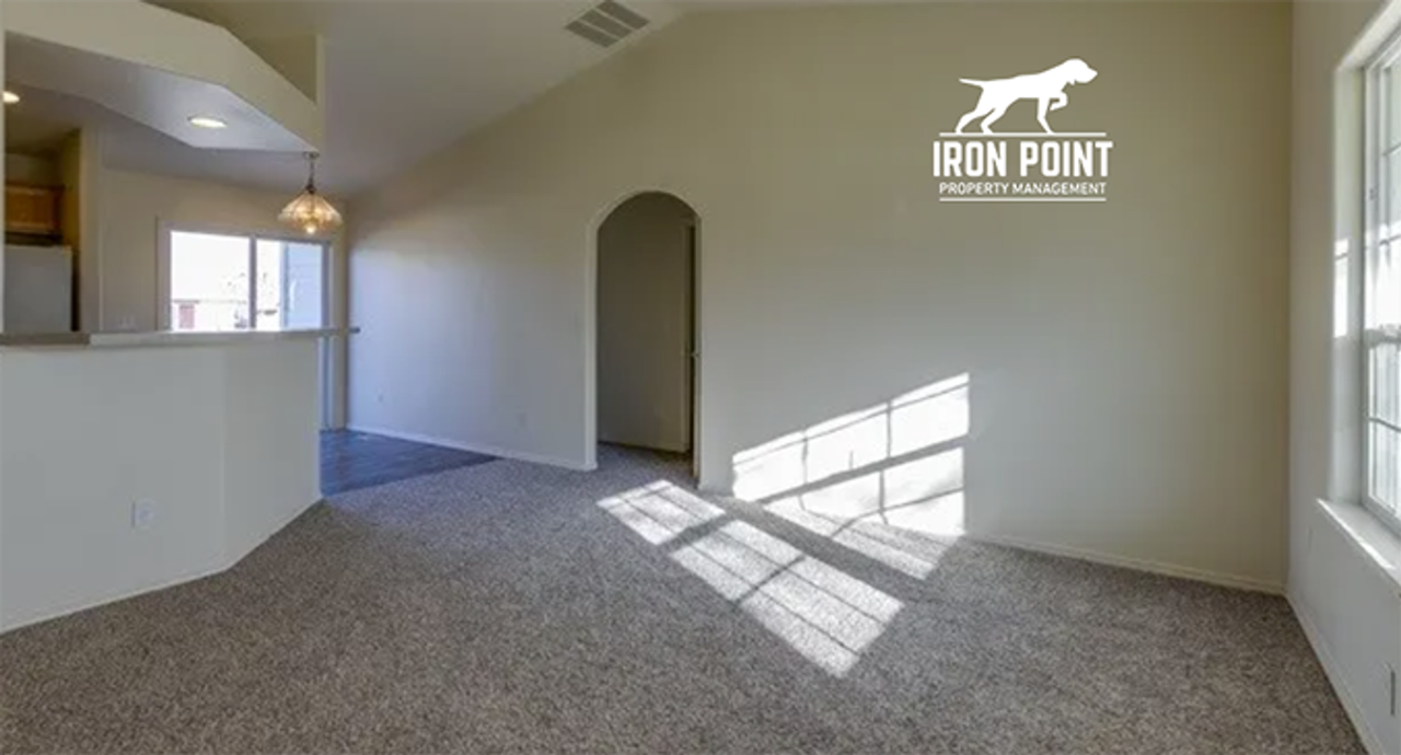574 W Tern Dr - Photo 3 of 14