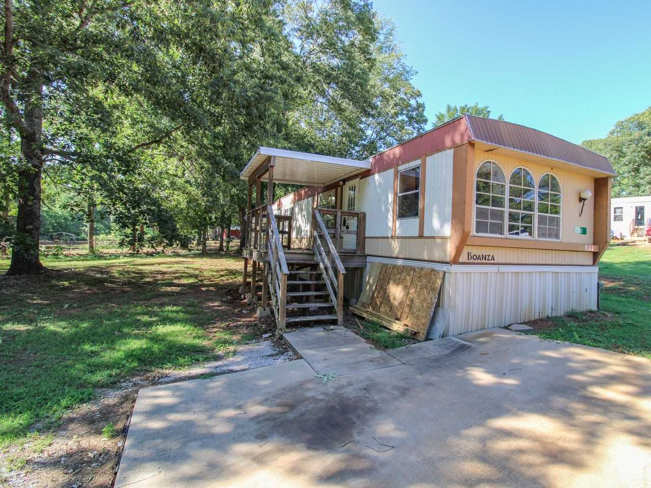 42 Cameron Cir - Photo 2 of 23