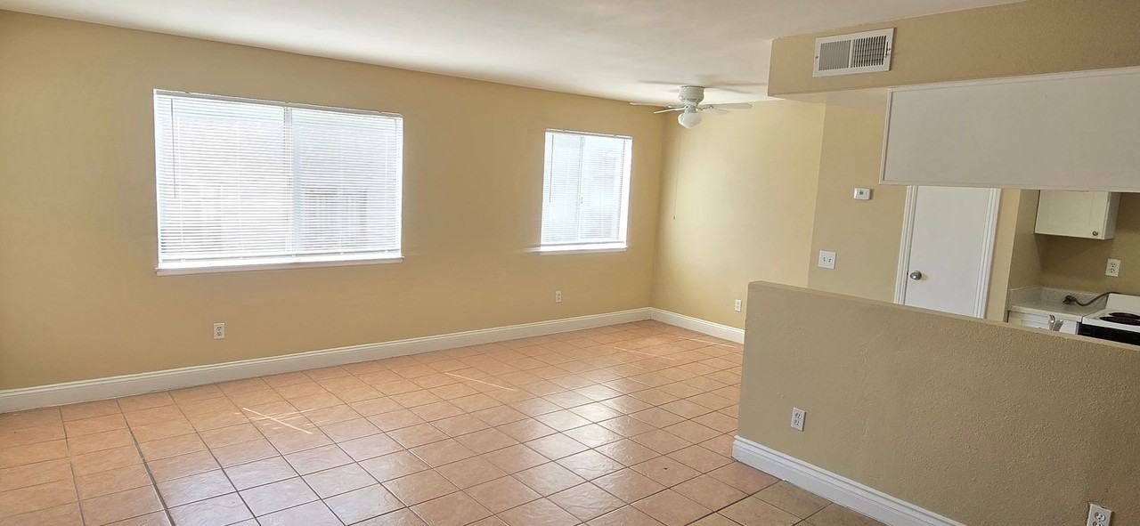 3446 Rainbow Ln - Photo 7 of 21