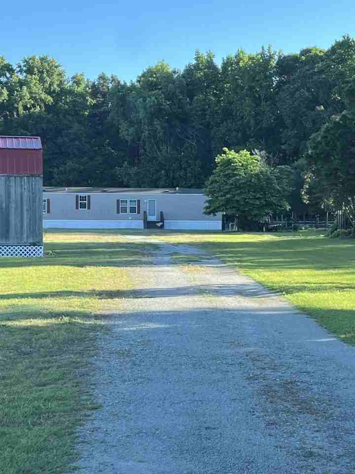 411 Proctor Farm Rd - Photo 2 of 10