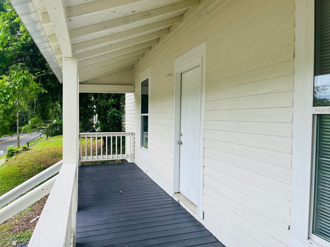 1316 Forrest Ave - Photo 3 of 19