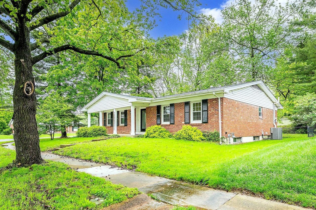 10602 Tioga Ct - Photo 2 of 32