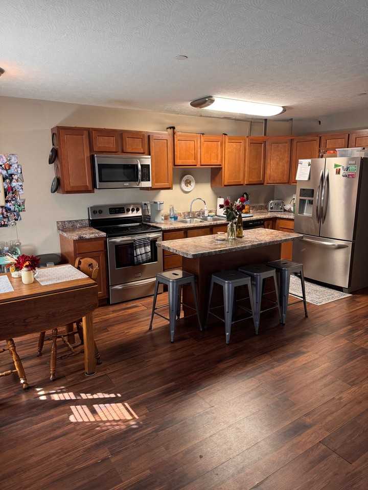 1619 6th Avenue - Photo 3 of 14