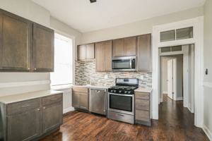 featured image of 2821 Henrietta Pl
