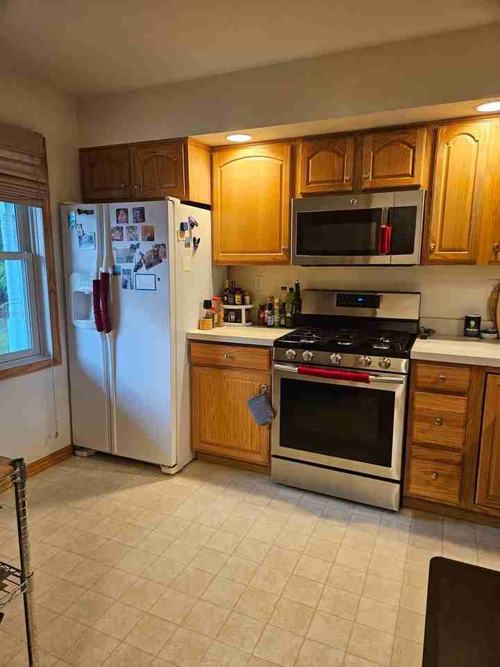 751 Galen Dr - Photo 2 of 26