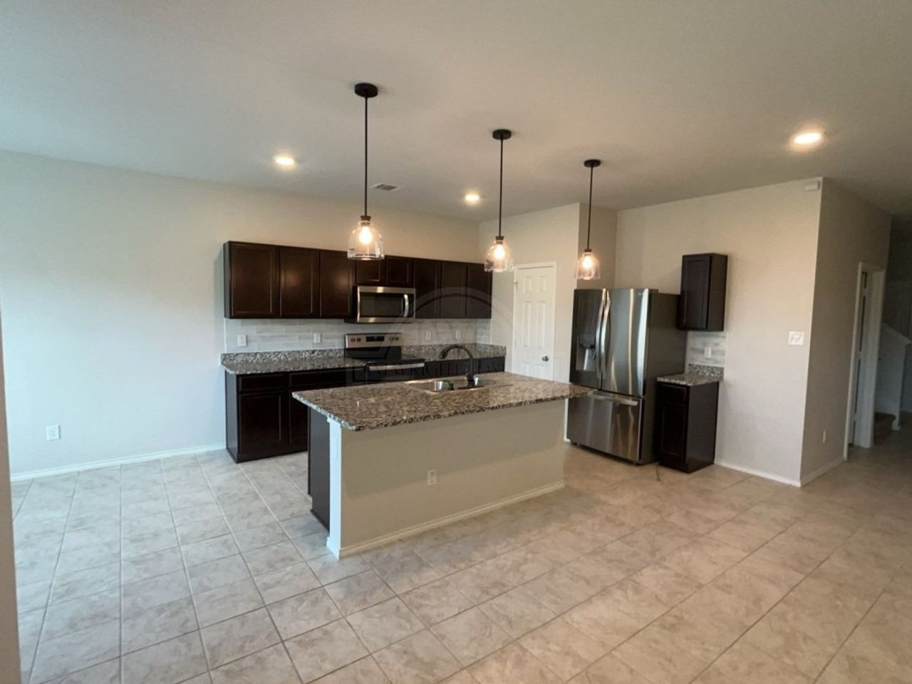 9611 Murandy Dr - Photo 6 of 29