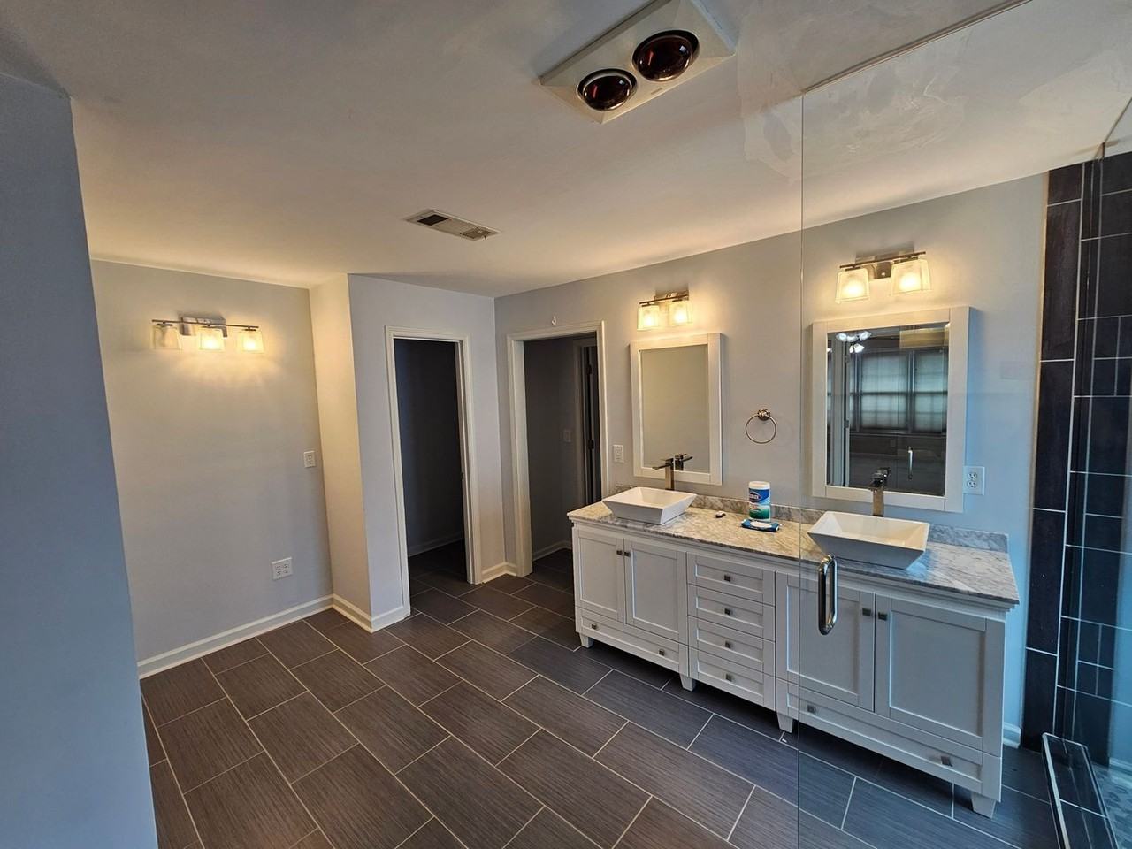 3712 Wickford Ln - Photo 3 of 19