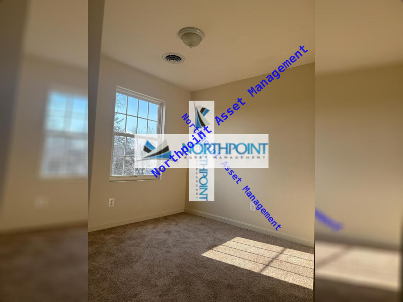 6398 Euclid Ave - Photo 7 of 16