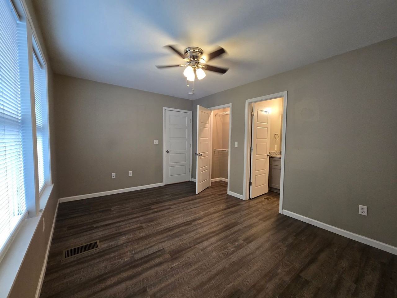 Student Lofts at Brister, Bldg 101 - Photo 4 of 20