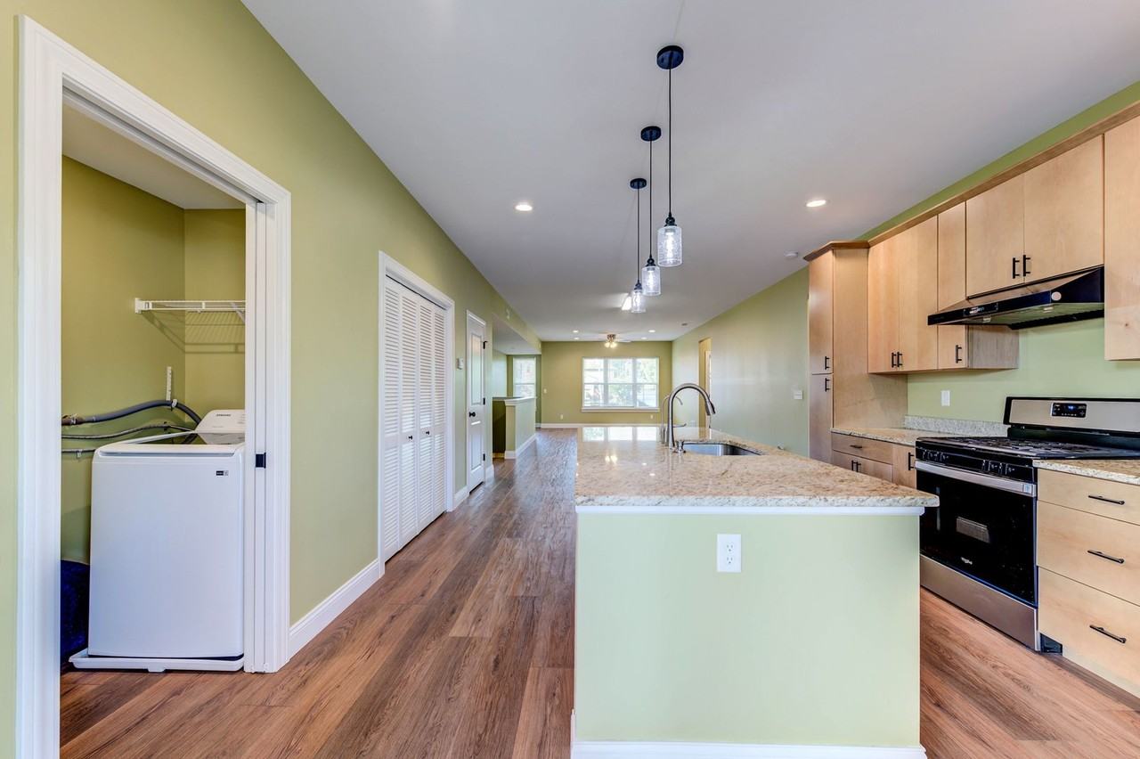 3327 Park Ave - Photo 3 of 32