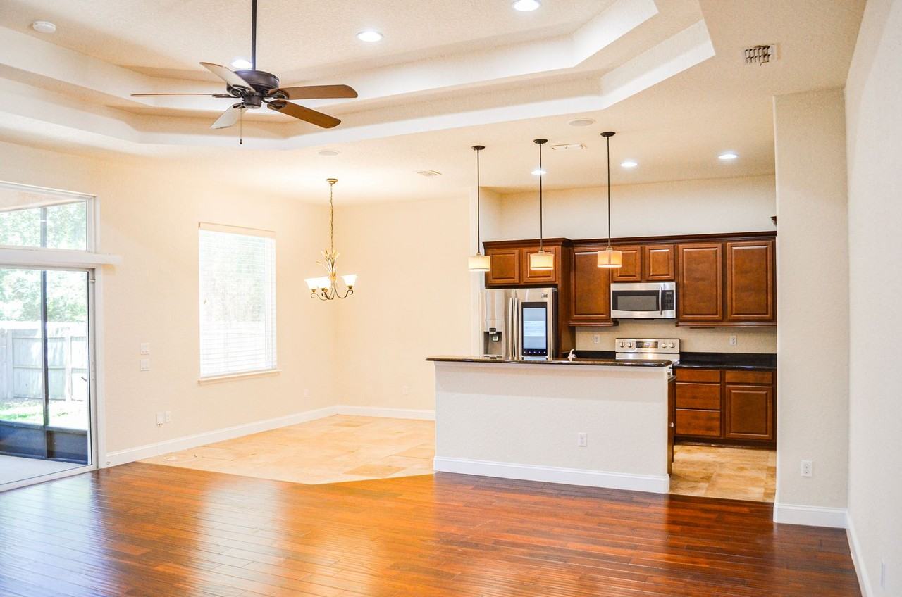 8960 Sw 76th Ave - Photo 5 of 22