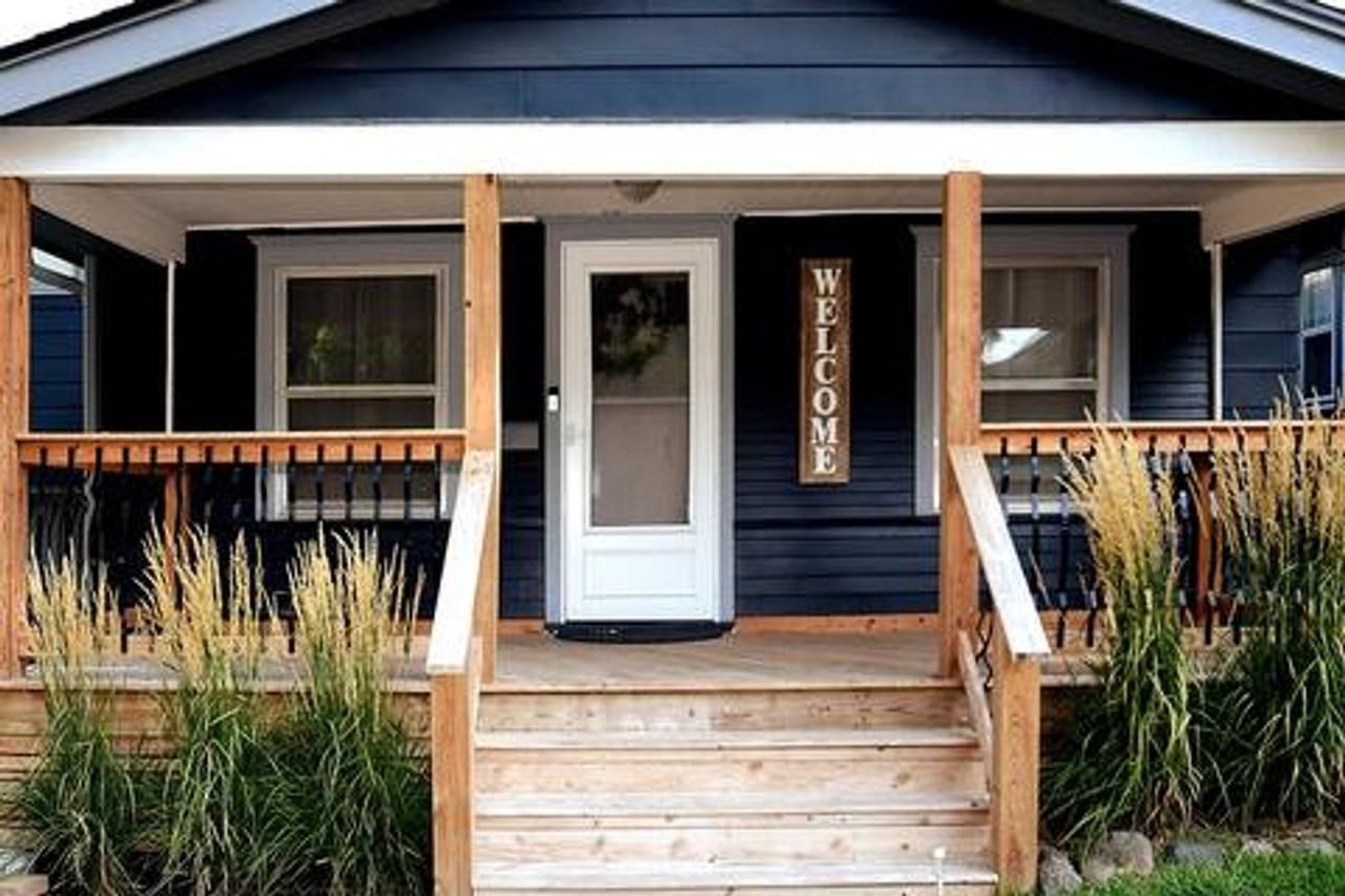 6210 Shirley St - Photo 3 of 23