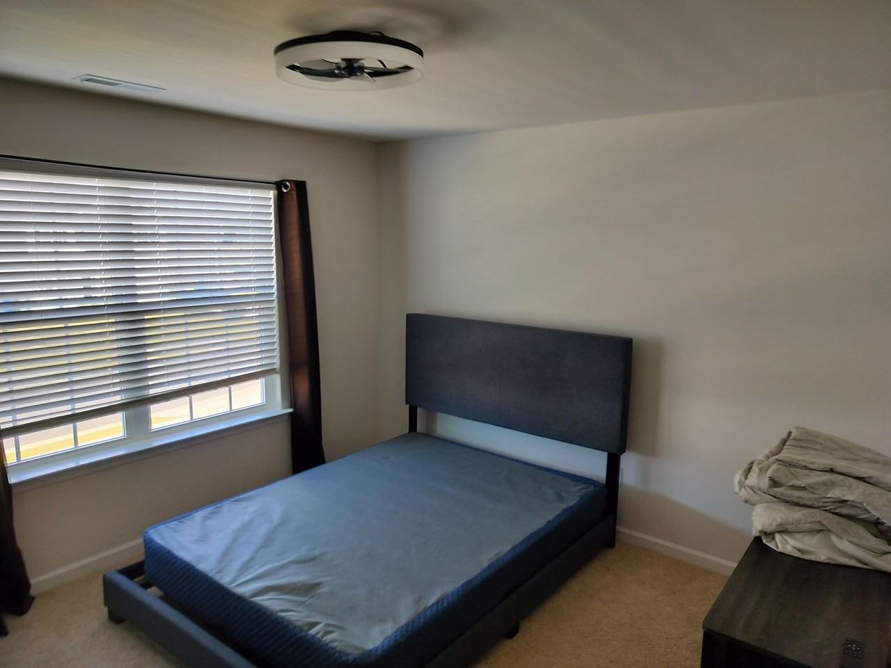 2122 Clydesmill Rd - Photo 4 of 27