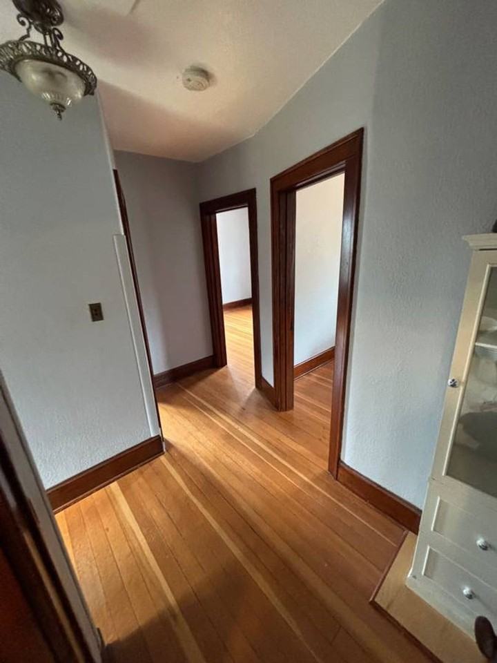 816 Vine St - Photo 3 of 12