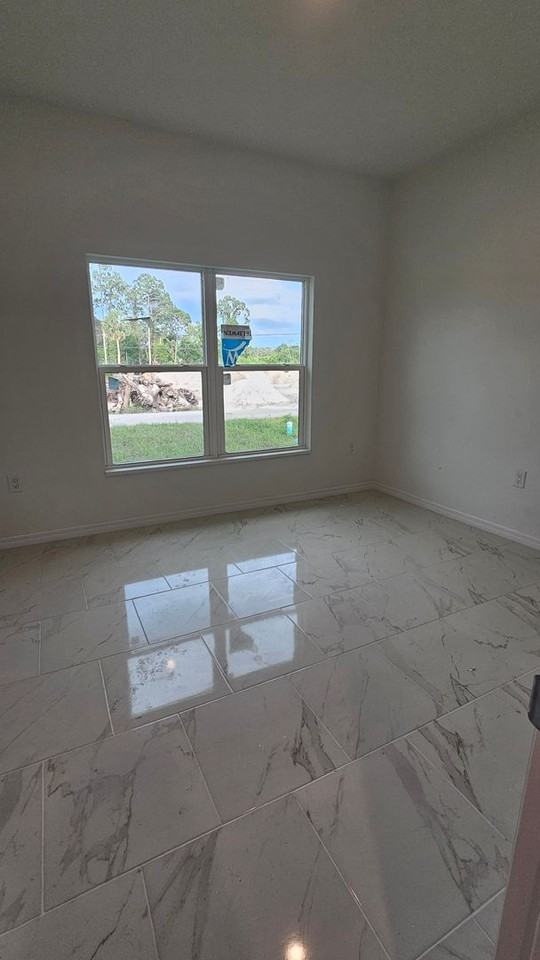 54 Xelda Ave S - Photo 3 of 10