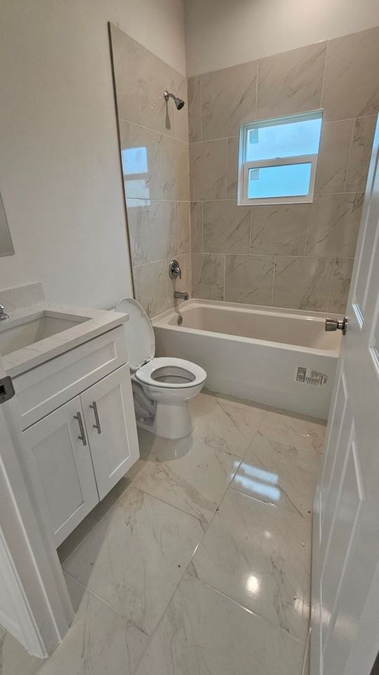 54 Xelda Ave S - Photo 4 of 10