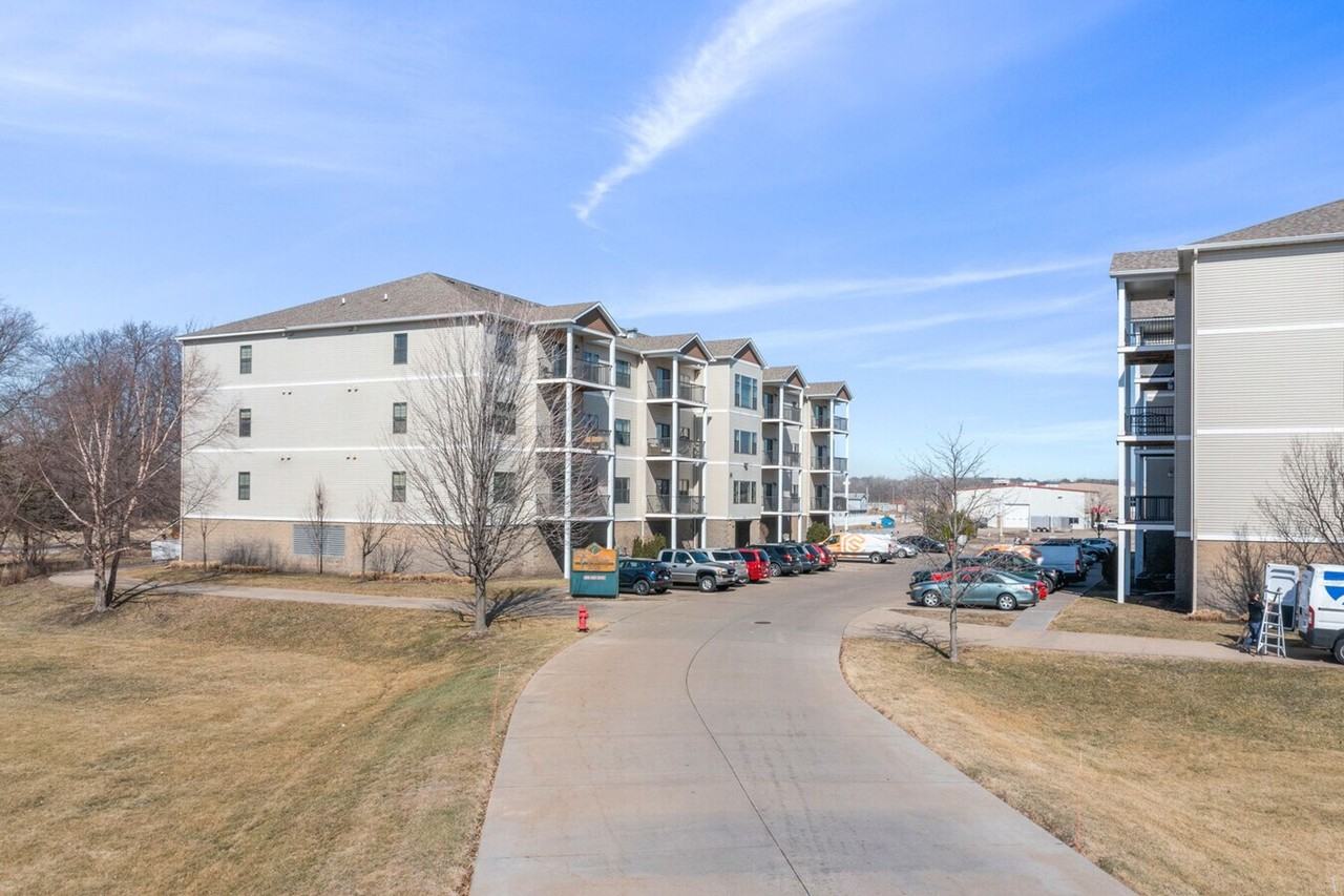 Haven at Parkway - Photo 6 of 19