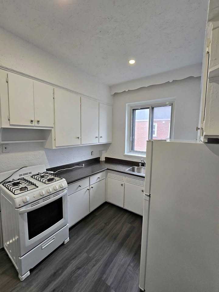 3315 Avenue Ridgewood - Photo 2 of 13