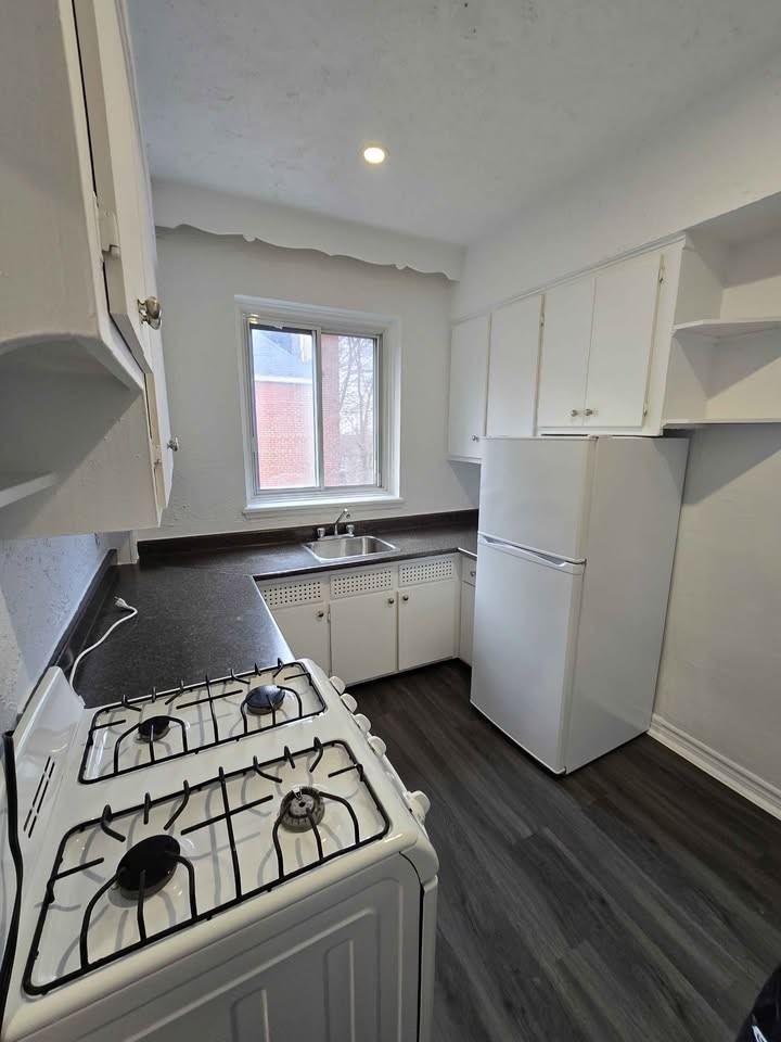 3315 Avenue Ridgewood - Photo 3 of 13