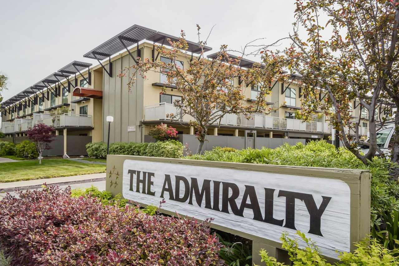 3213 Admiralty Lane - Photo 2 of 19