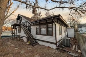 featured image of 223 S Edward St #2