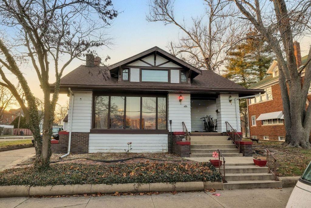 223 S Edward St #2 - Photo 4 of 12