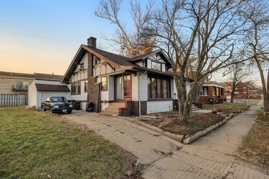 223 S Edward St #2 - Photo 2 of 12