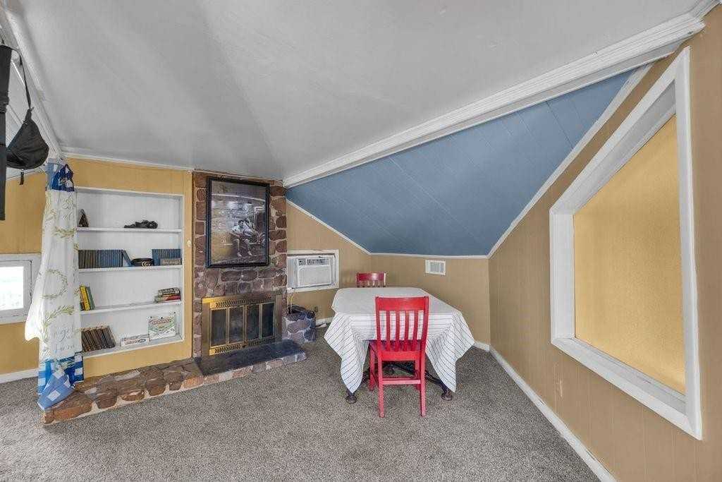 223 S Edward St #2 - Photo 7 of 12