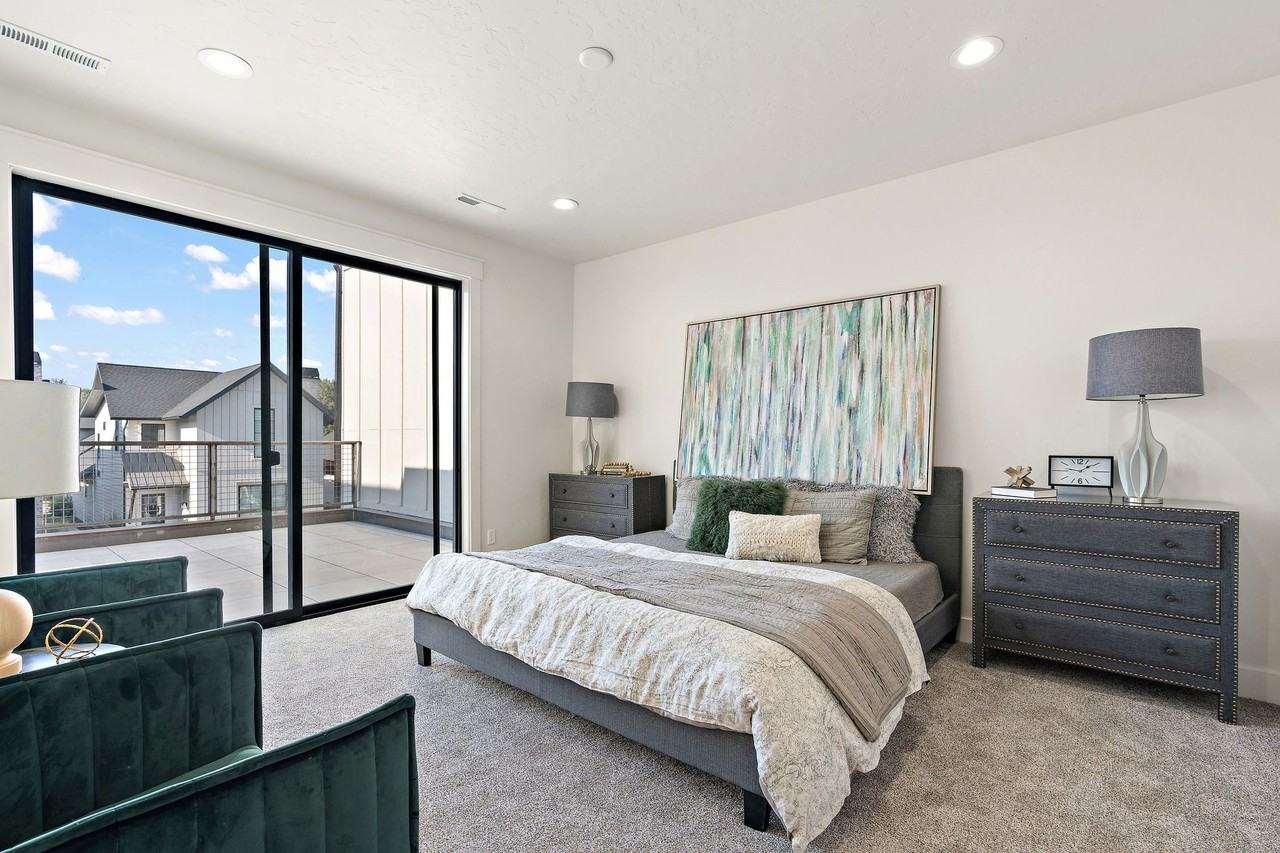 2450 W Iron Coop St #1 - Photo 6 of 37