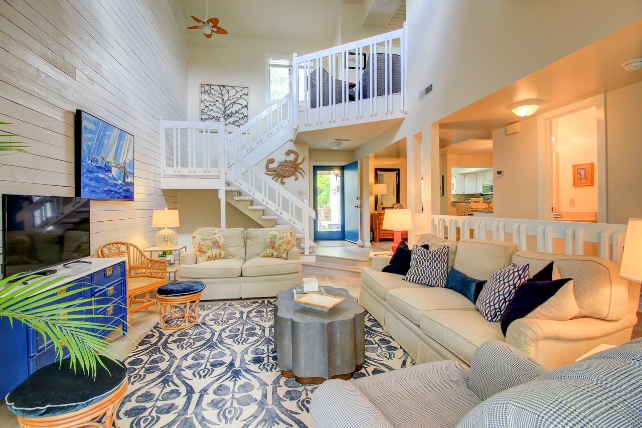 590 Westport Dr #J4 - Photo 4 of 50