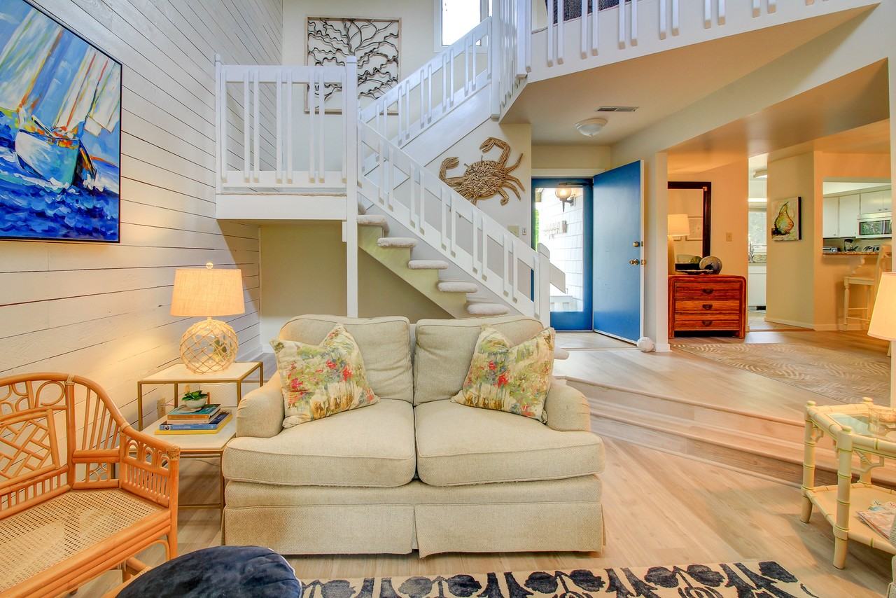 590 Westport Dr #J4 - Photo 5 of 50