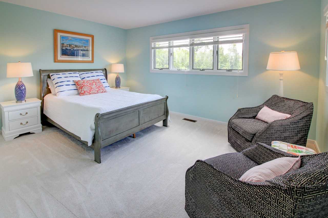 590 Westport Dr #J4 - Photo 5 of 50