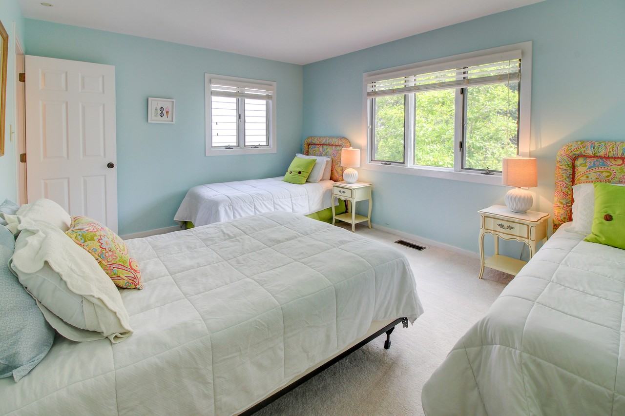 590 Westport Dr #J4 - Photo 4 of 50