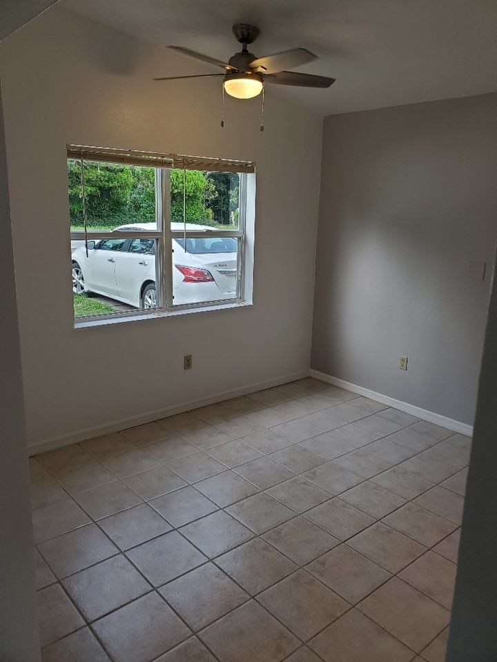 1066 Philippe Pkwy - Photo 7 of 13