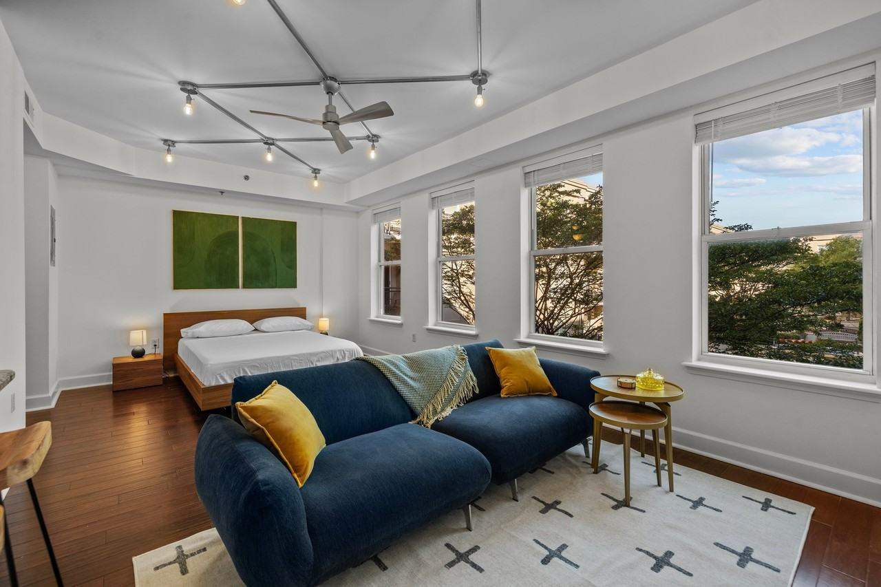 1315 East Blvd #402 - Photo 2 of 50