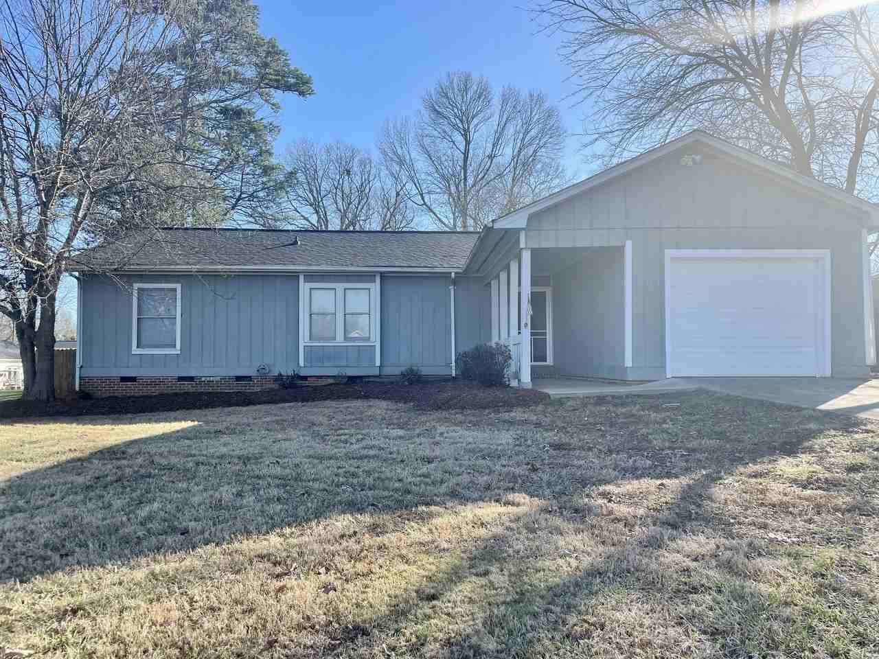 4959 Forest Ridge Dr - Photo 3 of 13