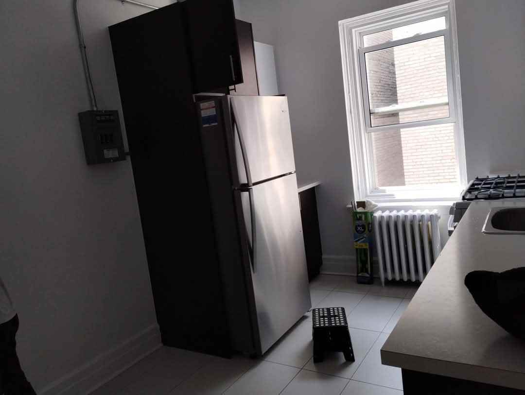 Chemin de la Côte Saint Luc - Photo 3 of 7